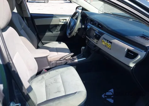 2015 Toyota Corolla Le z USA, uszkodzony, nr VIN 2T1BURHE4FC339506